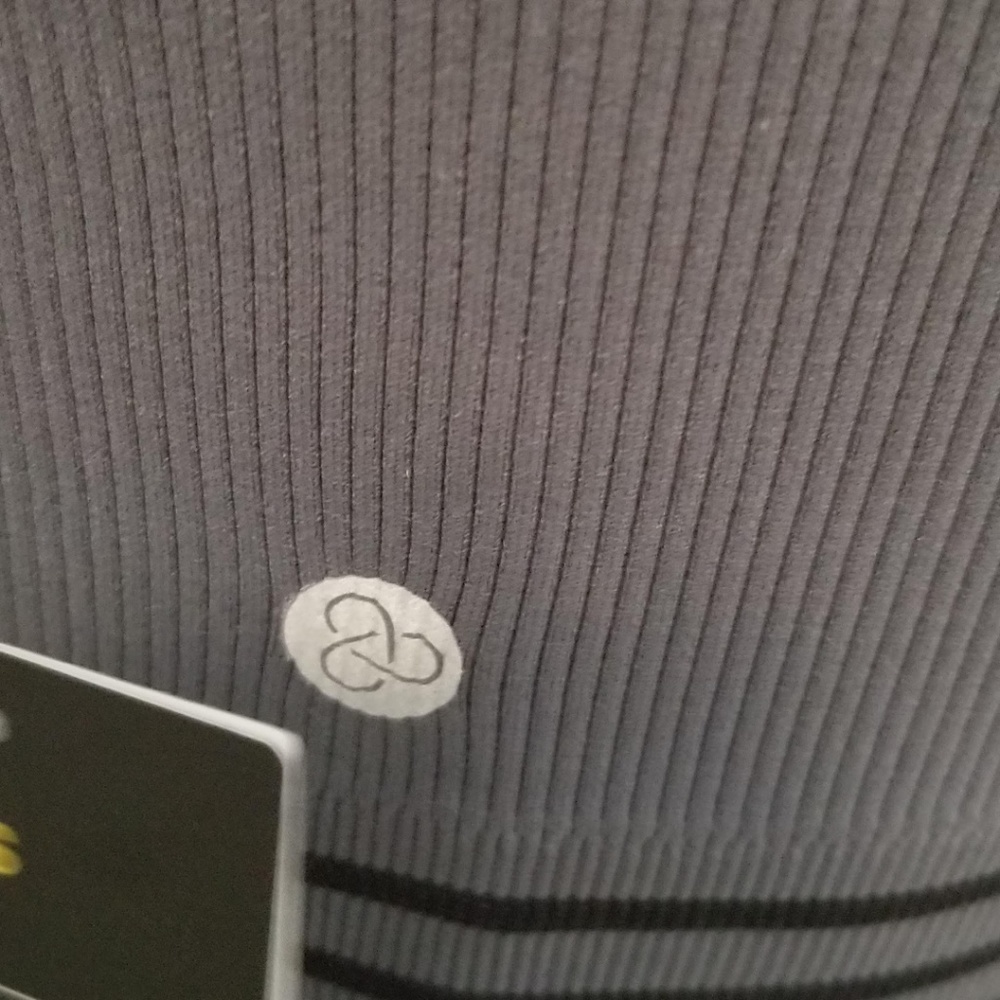 ❤SALE Zella Sports Bra Size Small Gray Yoga - Picture 5 of 8